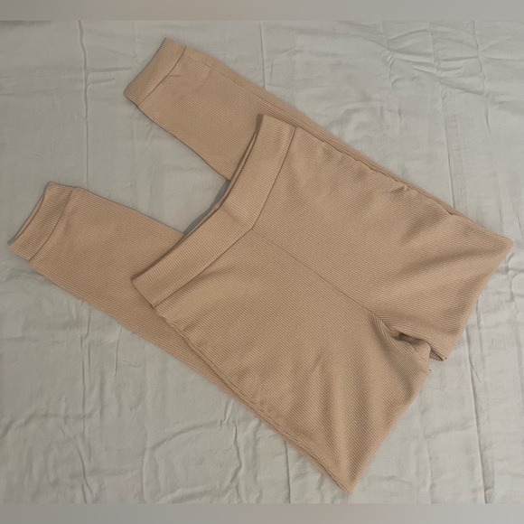 Missguided | Cozy Peach Lounge Set | 2 Pieces | Size 6 - Picture 4 of 6